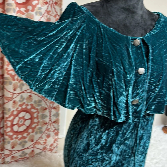 Vintage M Designs by Martin McCrea Blue-Green Off Shoulder Top - Picture 3 of 7